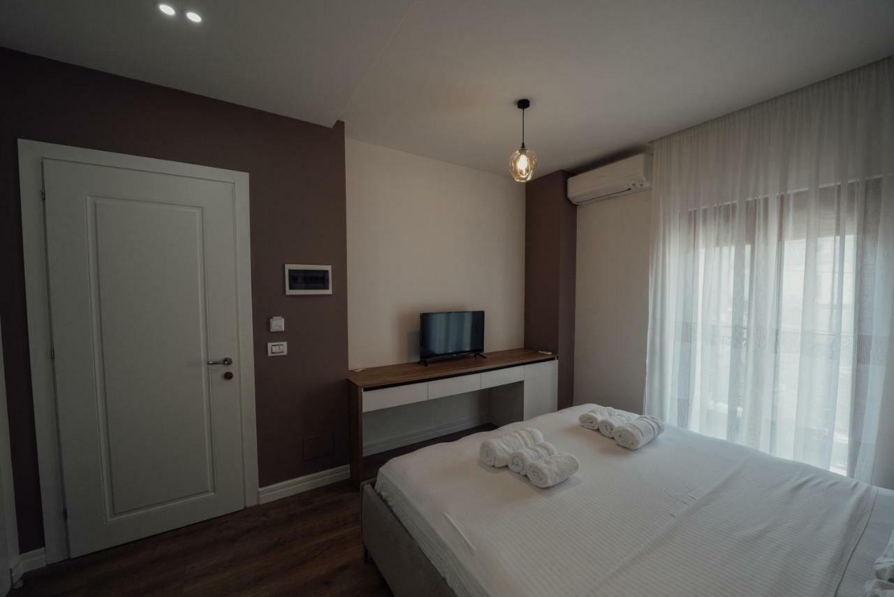 Guesthouse Sara & Esi Korce Luaran gambar